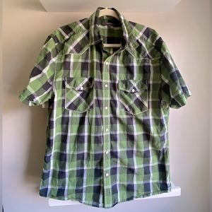 RW & Co Men’s collared shirt sleeve shirt size L EUC
